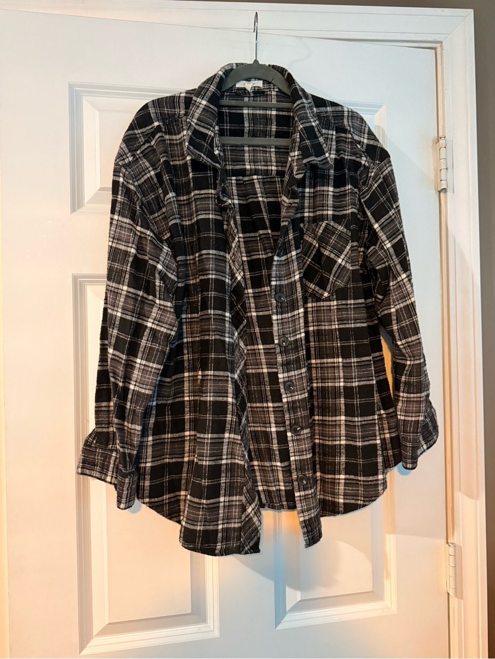 Women's Black & White Plaid Button-Up Flannel